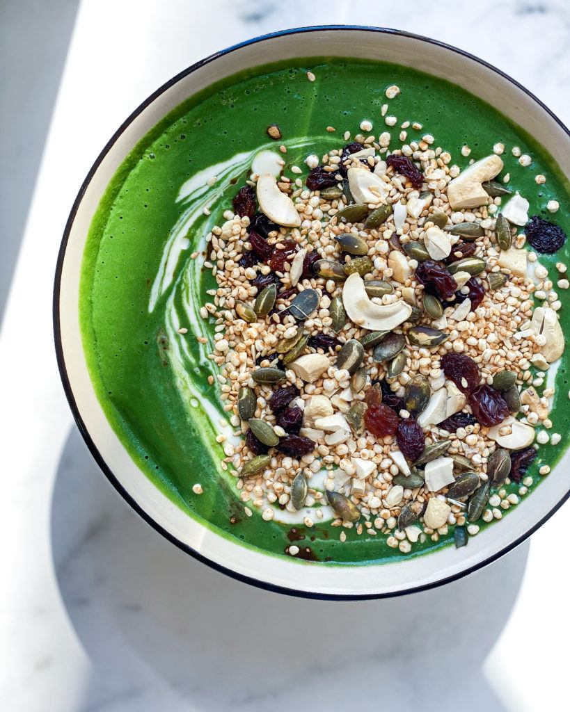 vegansk morgenmad grøn smoothie
