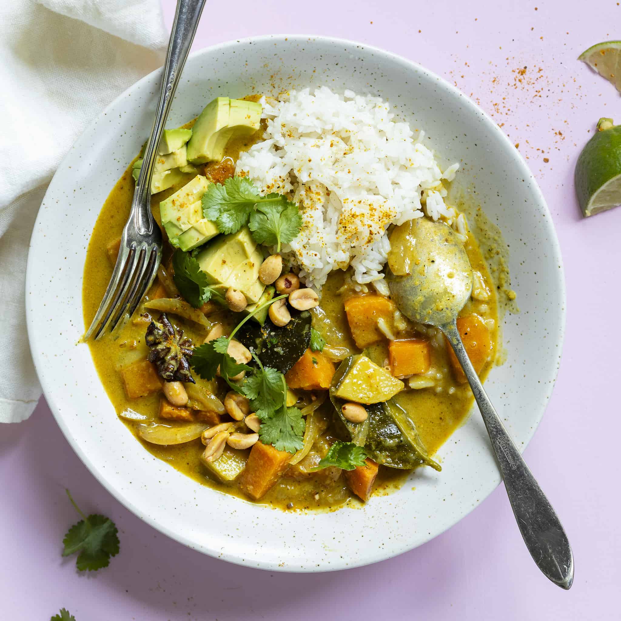 Vegetarisk massaman curry med kokosris