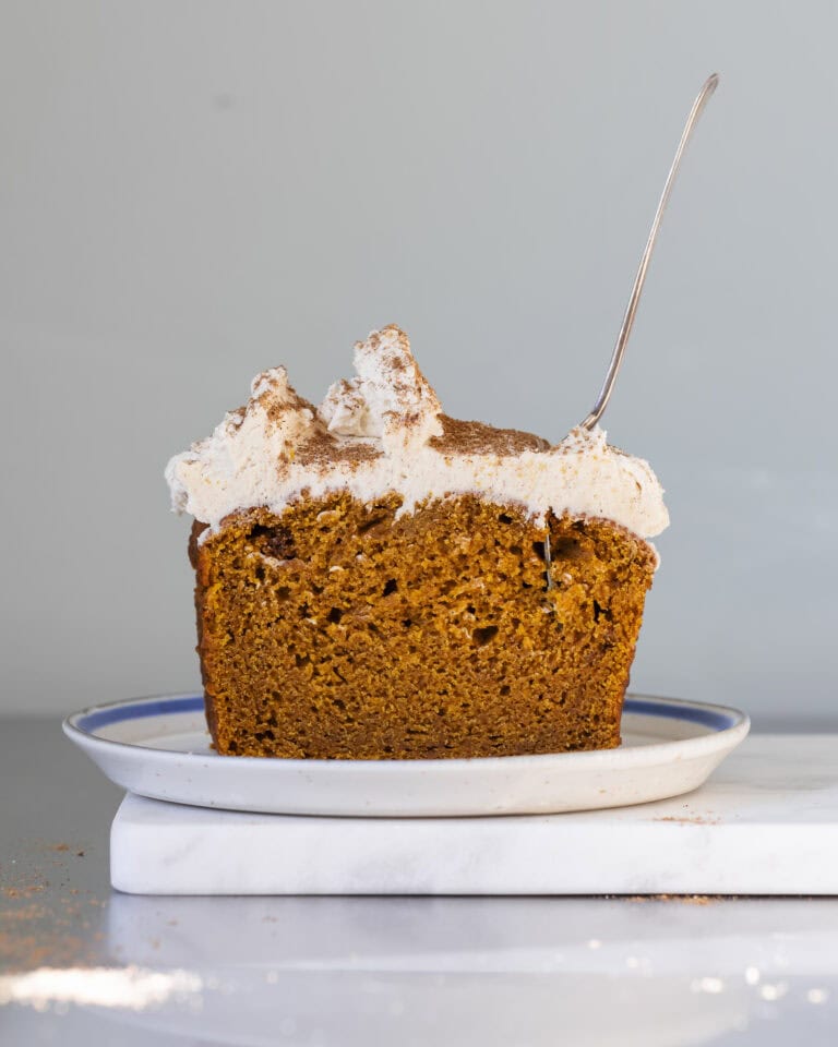 græskarbrød med frosting