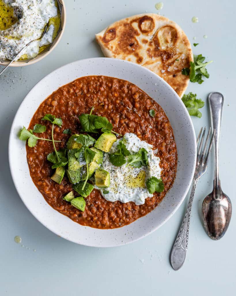 dhal med aubergine og svampe