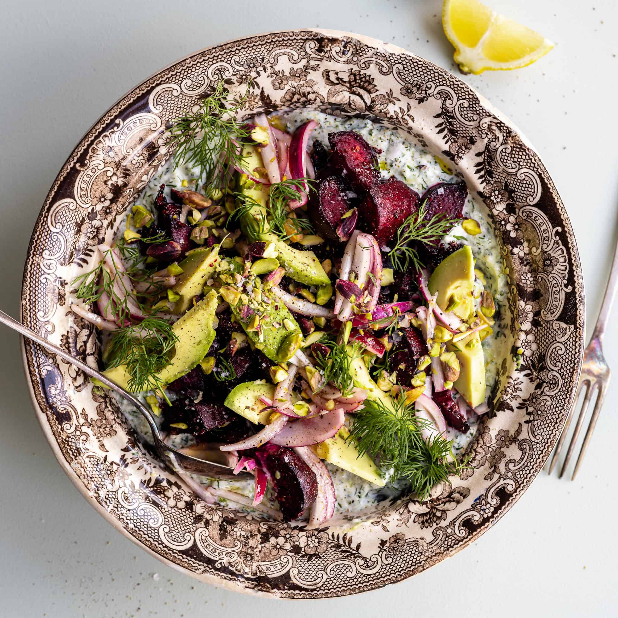 Bagte rødbeder med tzatziki