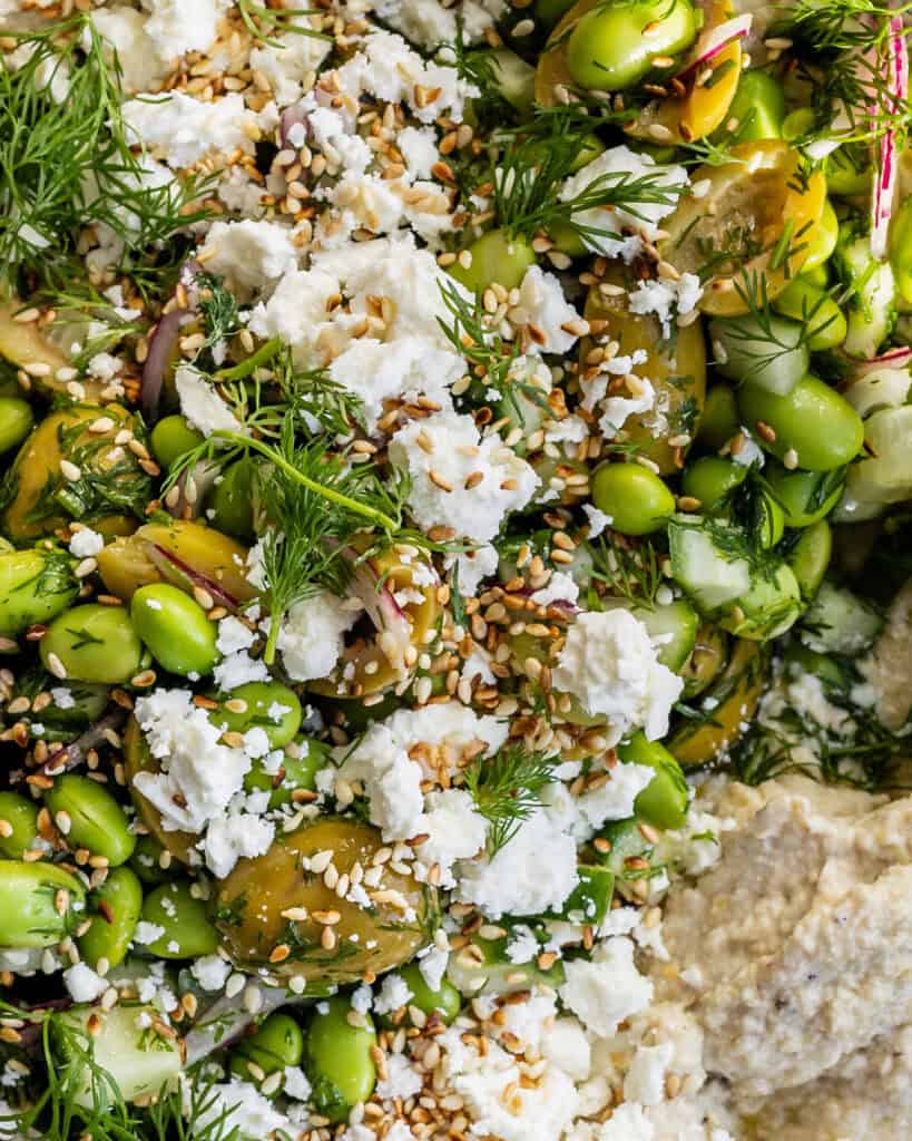 Butterbean hummus med artiskokker og bønnetopping 1